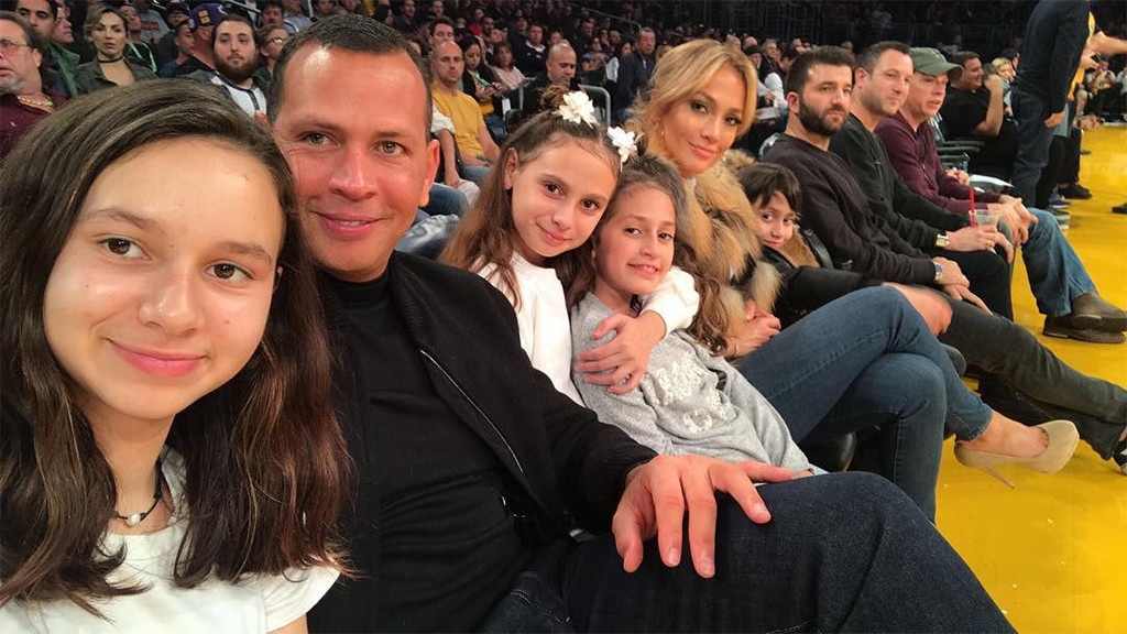 Jennifer Lopez and Alex Rodriguez with kids at a Lakers game